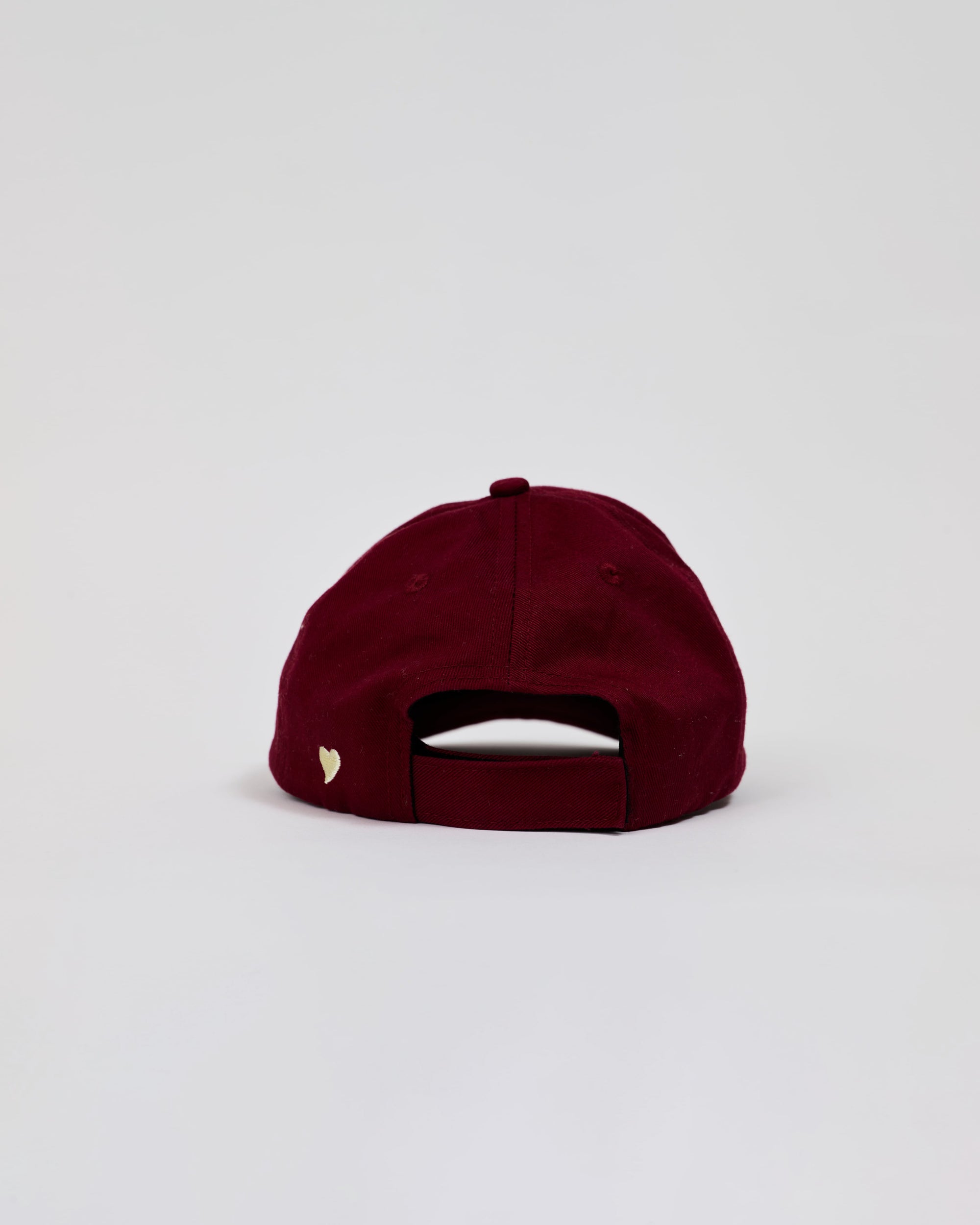 Burgundy kids hat with 'LITTLE LIDS' logo